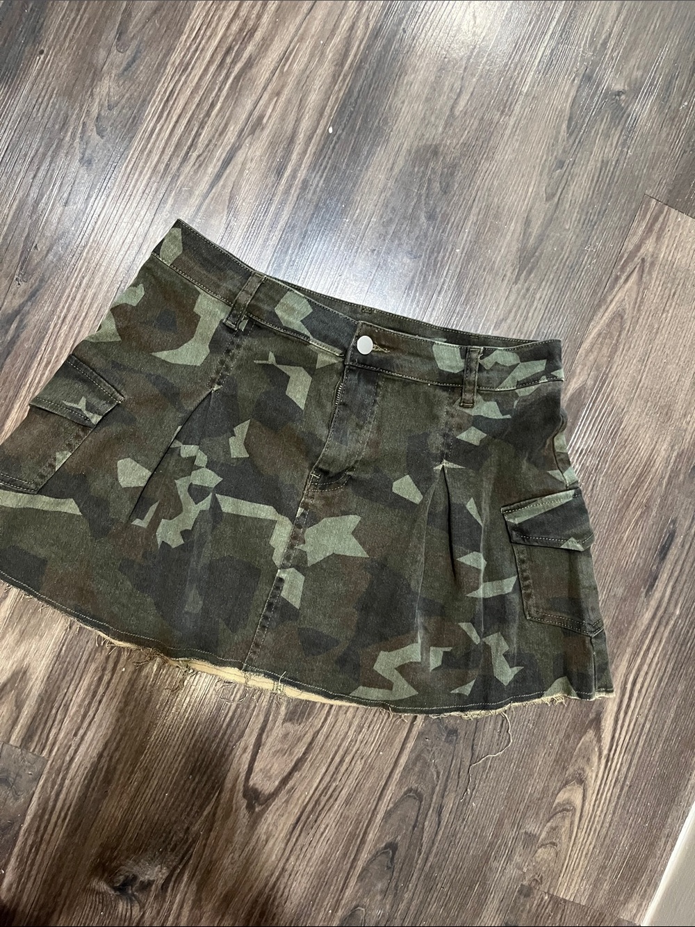 Camo Pleated Mini Skirt - Green Camouflage